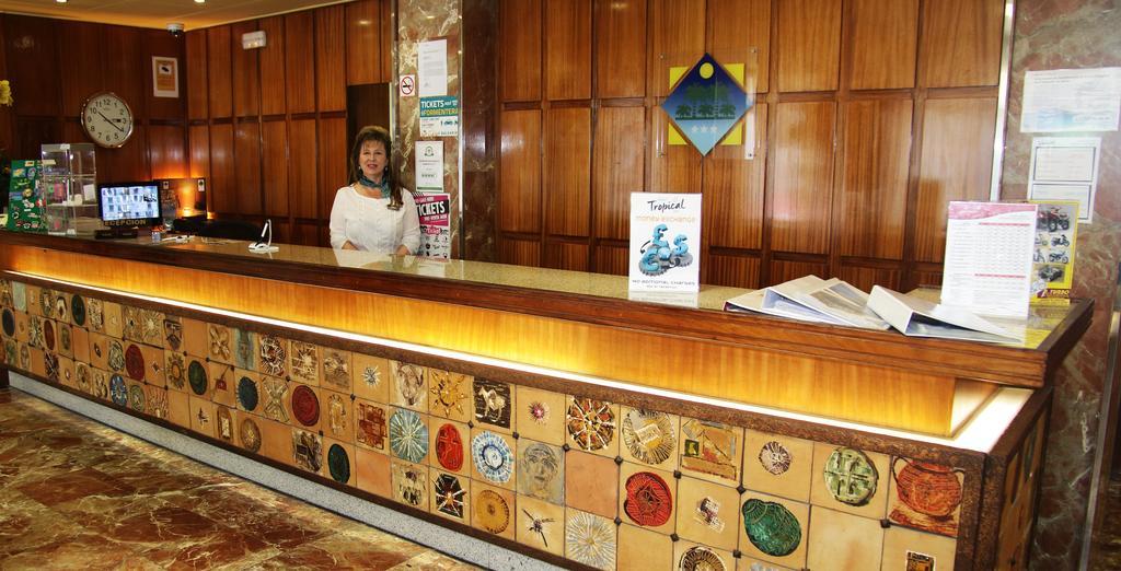 Hotel Tropical San Antonio  Eksteriør billede