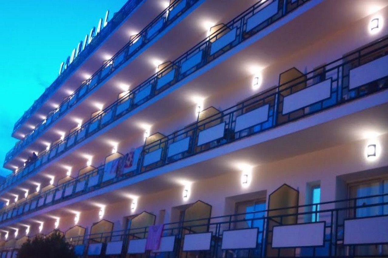 Hotel Tropical San Antonio  Eksteriør billede