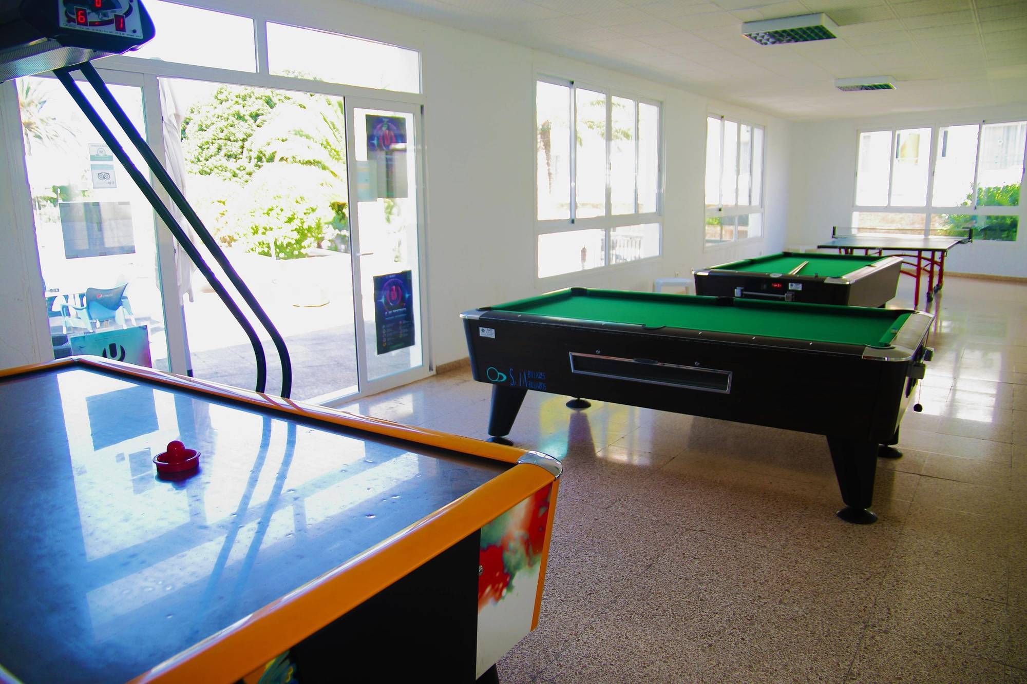 Hotel Tropical San Antonio  Eksteriør billede