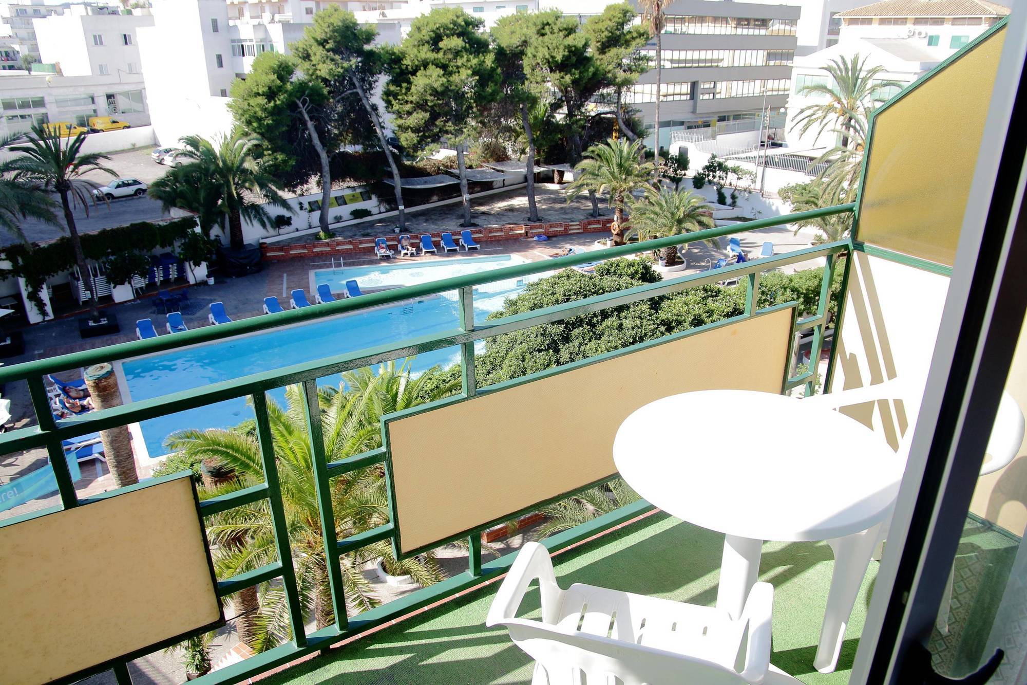 Hotel Tropical San Antonio  Eksteriør billede